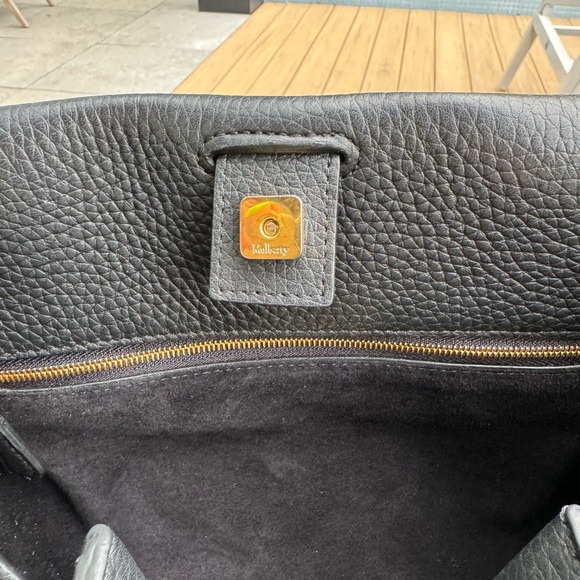 Mulberry Iris Leather Bag- Regular/Medium size - Picture 8 of 12